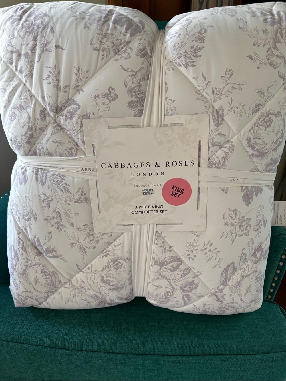 Cabbages & Roses King Comforter Set in Light Lavender Floral